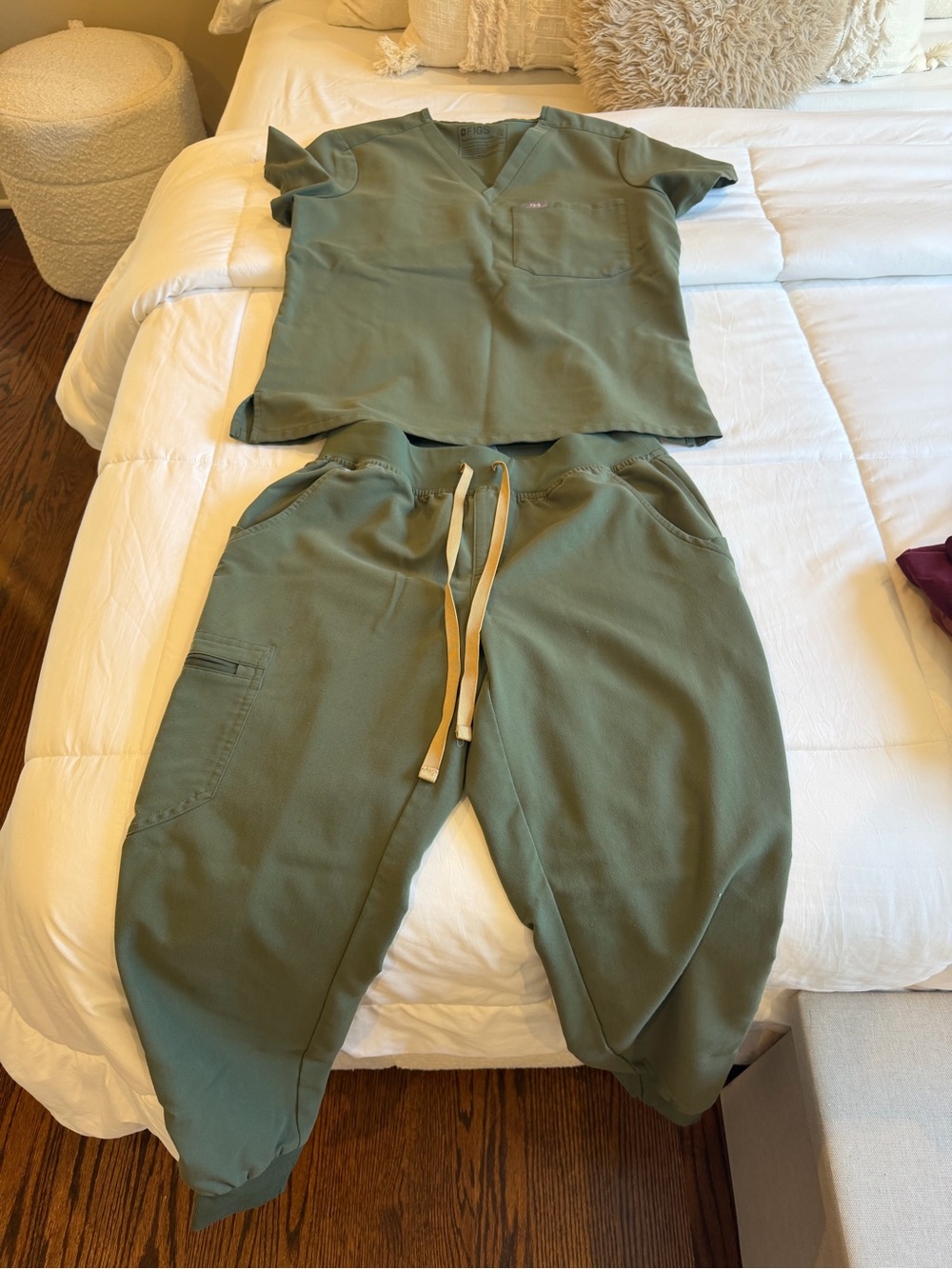 Figs Olive Green Drawstring Scrub Joggers